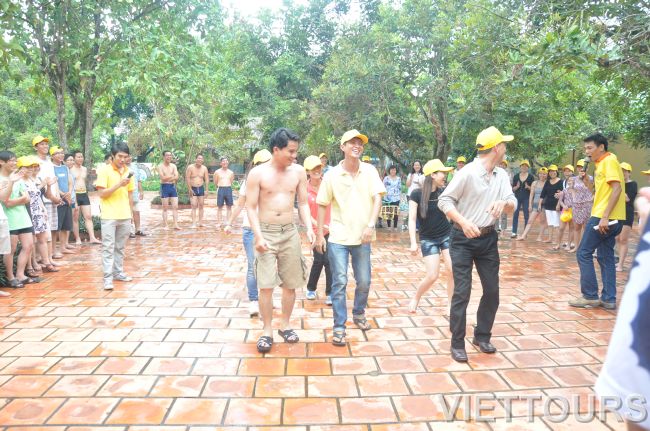 Team Building Sức Mạnh Đôi Tay
